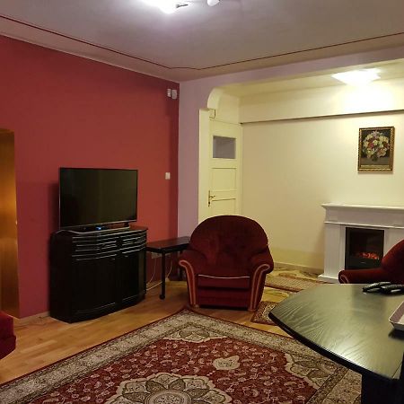 Palma Villa In City Park Budapest - Semi Suteren Екстериор снимка